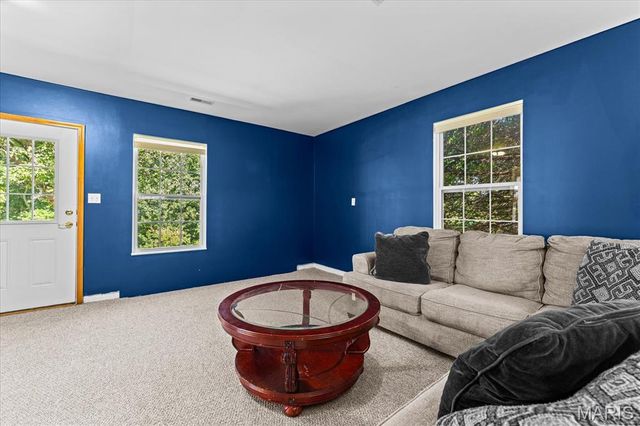 7812 White Tail Circle, Waterloo, IL 62298