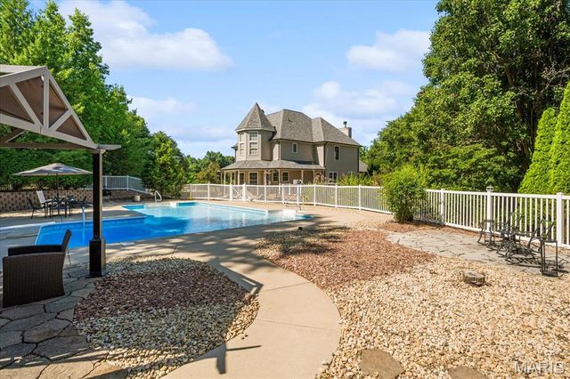 7812 White Tail Circle, Waterloo, IL 62298