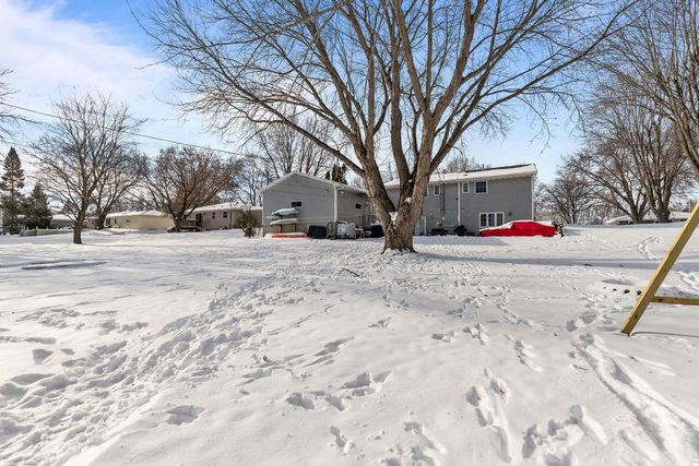 714 GIESE STREET, Hortonville, WI 54944