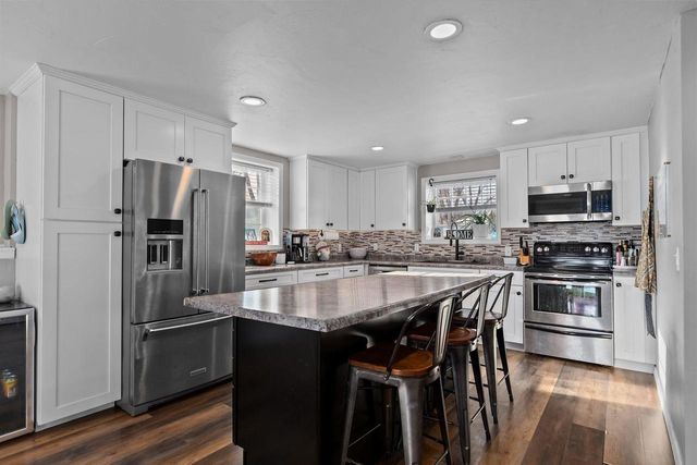 714 GIESE STREET, Hortonville, WI 54944