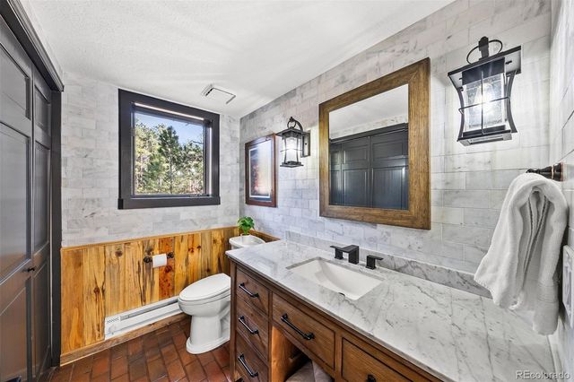 17395 Caribou Drive E, Monument, CO 80132