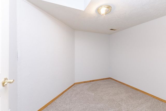 67 Astoria Way, Bloomington, IL 61704