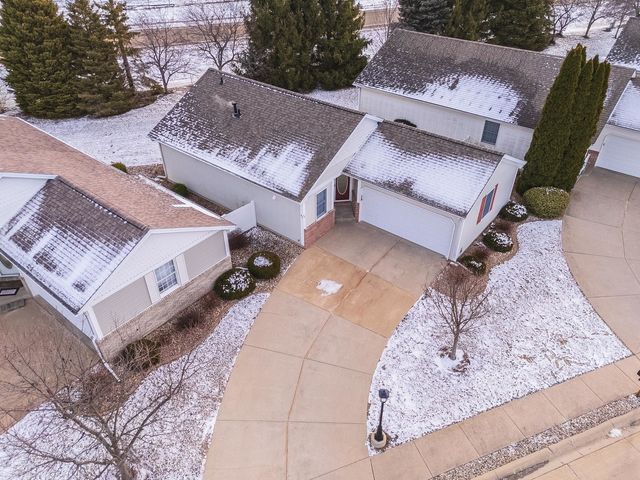 67 Astoria Way, Bloomington, IL 61704