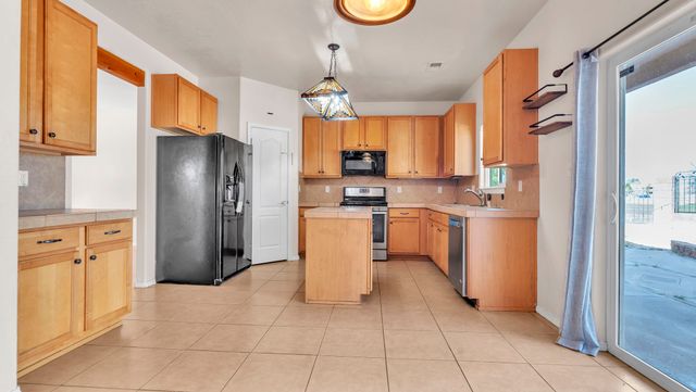 6512 Paseo Del Sol, Santa Fe, NM 87507