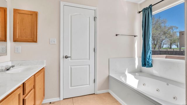 6512 Paseo Del Sol, Santa Fe, NM 87507