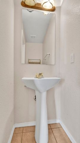 6512 Paseo Del Sol, Santa Fe, NM 87507