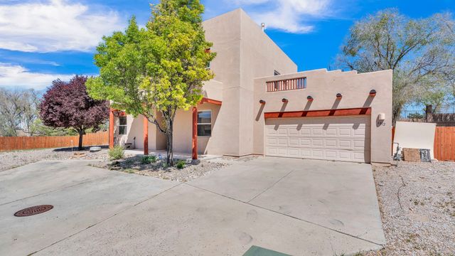 6512 Paseo Del Sol, Santa Fe, NM 87507