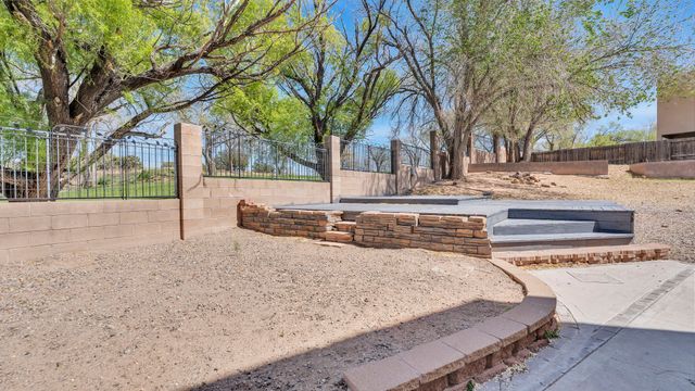 6512 Paseo Del Sol, Santa Fe, NM 87507