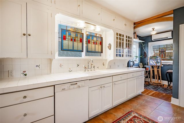 2216 A Street, Bellingham, WA 98225