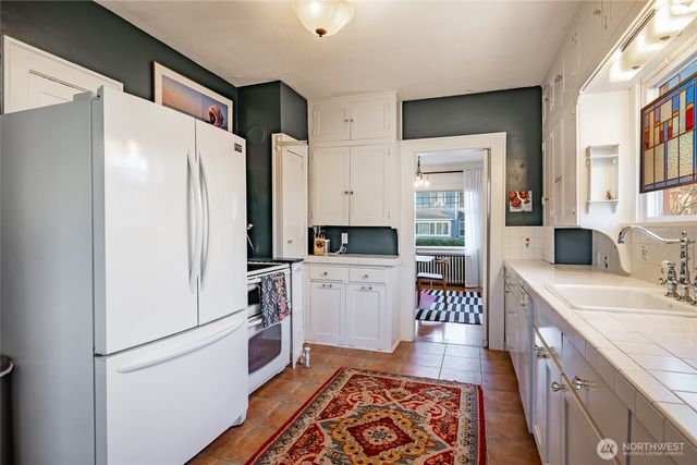 2216 A Street, Bellingham, WA 98225