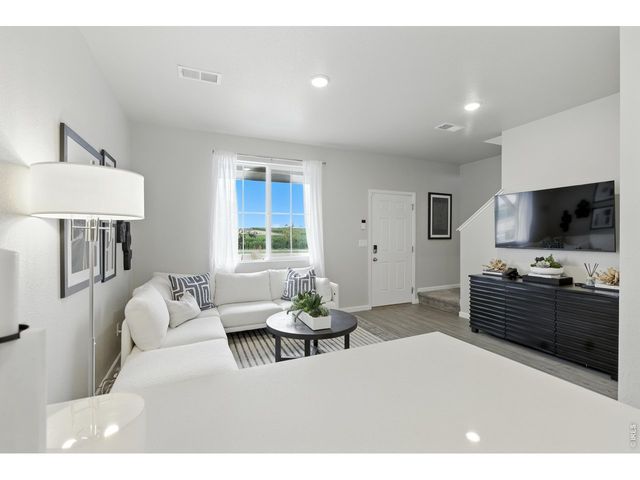 2379 Harlequin Pl, Johnstown, CO 80534
