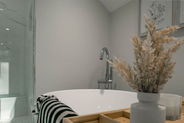 58 Chandler Rd, Andover, MA 01810