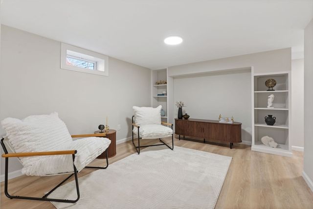 58 Chandler Rd, Andover, MA 01810