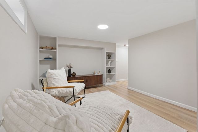 58 Chandler Rd, Andover, MA 01810