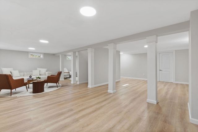 58 Chandler Rd, Andover, MA 01810