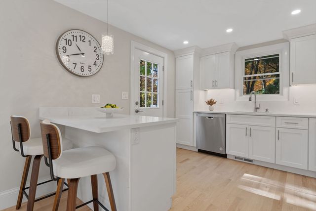 58 Chandler Rd, Andover, MA 01810