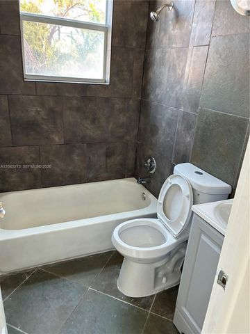 1618 Michigan Avenue 38, Miami Beach, FL 33139
