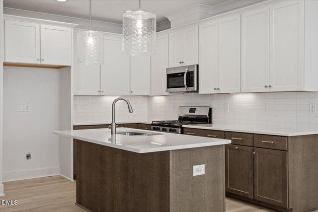 2286 Apex Peakway, Apex, NC 27502