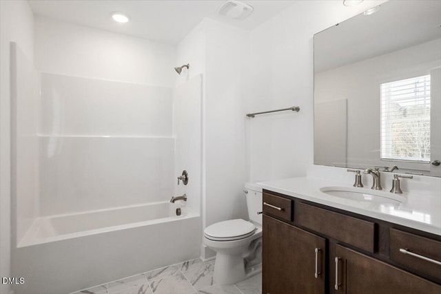 2286 Apex Peakway, Apex, NC 27502