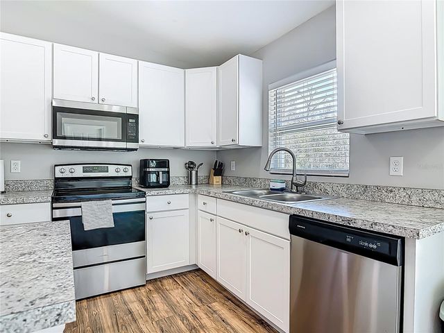 640 CHESTNUT AVENUE, Orange City, FL 32763