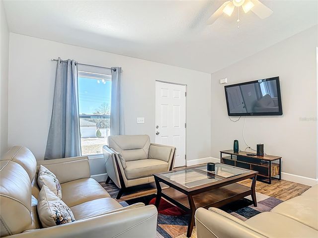 640 CHESTNUT AVENUE, Orange City, FL 32763