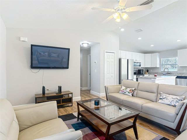 640 CHESTNUT AVENUE, Orange City, FL 32763