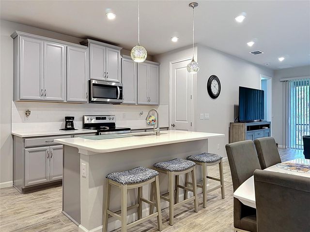 3775 MAXWELL PARK DRIVE 3775, Sun City Center, FL 33573