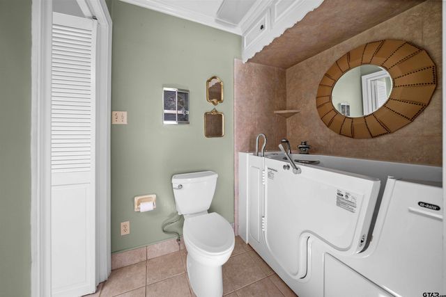 1101 Canada Street, Jacksonville, TX 75766