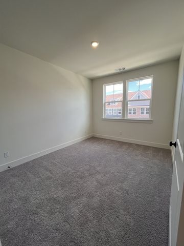 118 Valentine Aly, Nashville, TN 37218