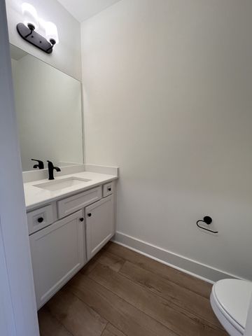 118 Valentine Aly, Nashville, TN 37218