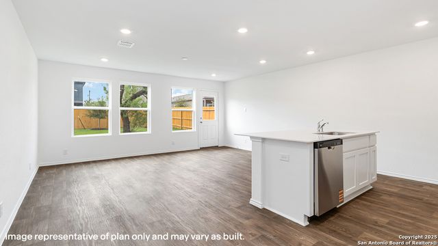 4722 Beryl Loop, San Antonio, TX 78222