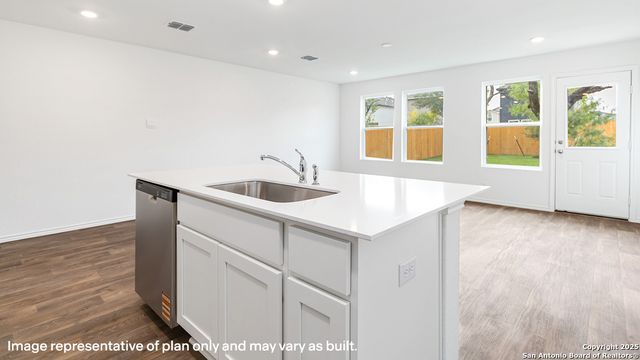 4722 Beryl Loop, San Antonio, TX 78222