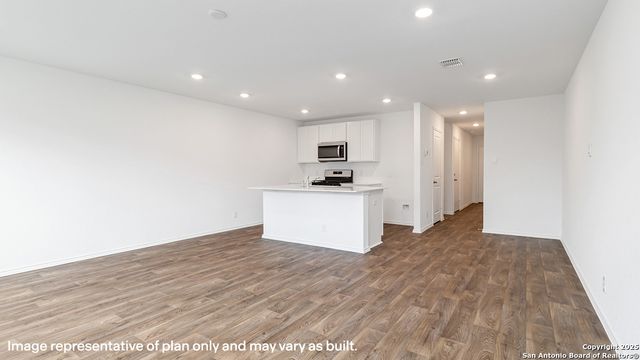 4722 Beryl Loop, San Antonio, TX 78222