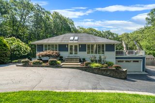 56 Old Homestead Road, Port Jefferson, NY 11777