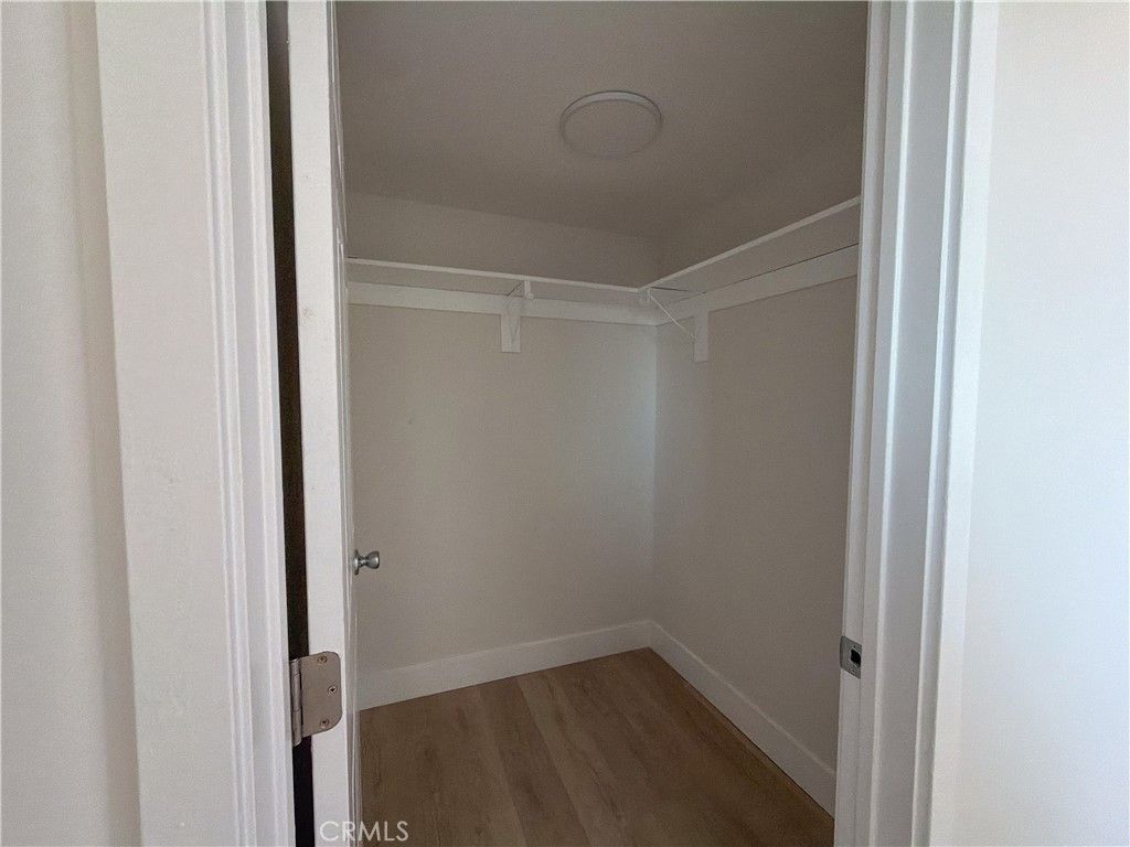 Image 10 of property listing at 645 W 97th, Los Angeles, CA 90044