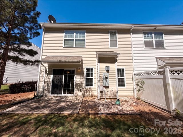 13809 Singleleaf Lane, Charlotte, NC 28278