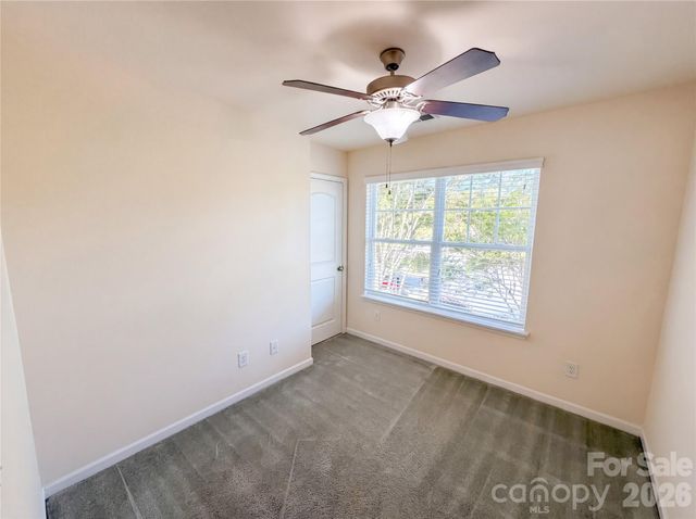 13809 Singleleaf Lane, Charlotte, NC 28278
