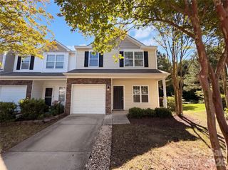 13809 Singleleaf Lane, Charlotte, NC 28278