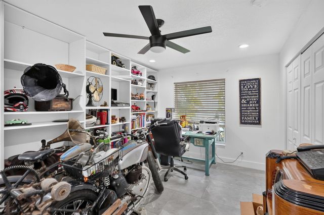 10920 Barn Road, Lake Worth, FL 33449