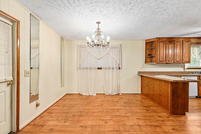 2211 Rocky Branch Rd, Dothan, AL 36303
