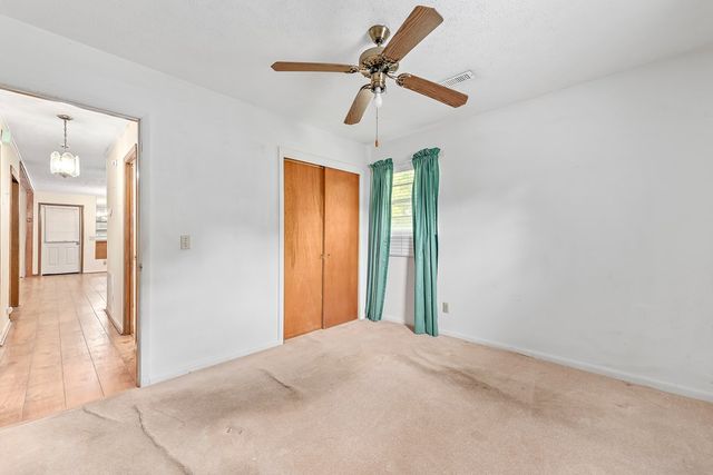 2211 Rocky Branch Rd, Dothan, AL 36303