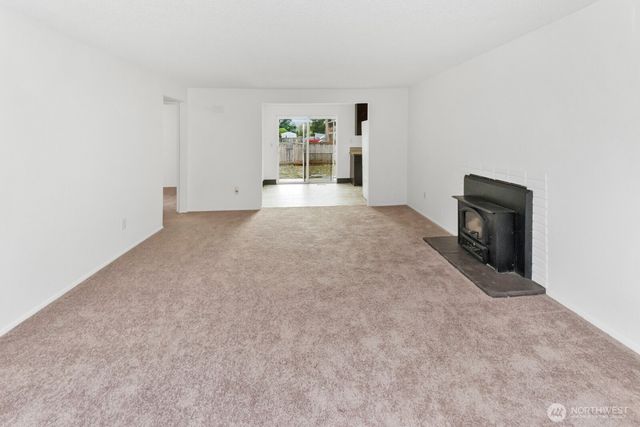 15408 74th Avenue E, Puyallup, WA 98375