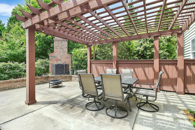 2728 Liberty Hall Court, Waxhaw, NC 28173