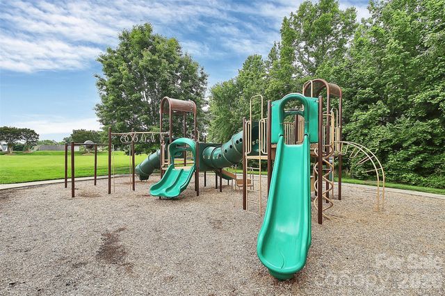 2728 Liberty Hall Court, Waxhaw, NC 28173