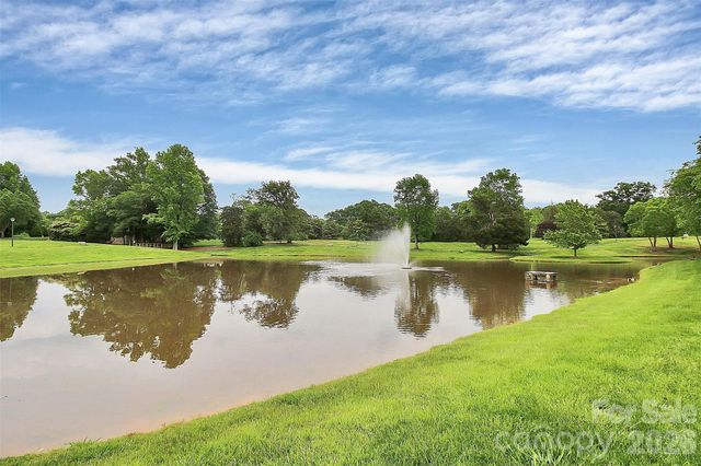 2728 Liberty Hall Court, Waxhaw, NC 28173