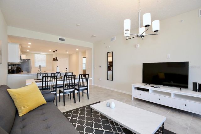 3150 PARADOX CIRCLE 305, Kissimmee, FL 34746