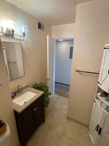 6401 Westbrook Dr, Citrus Heights, CA 95621