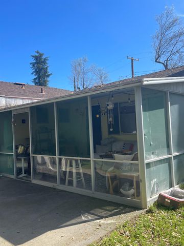 6401 Westbrook Dr, Citrus Heights, CA 95621