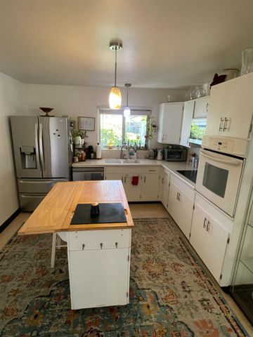 6401 Westbrook Dr, Citrus Heights, CA 95621