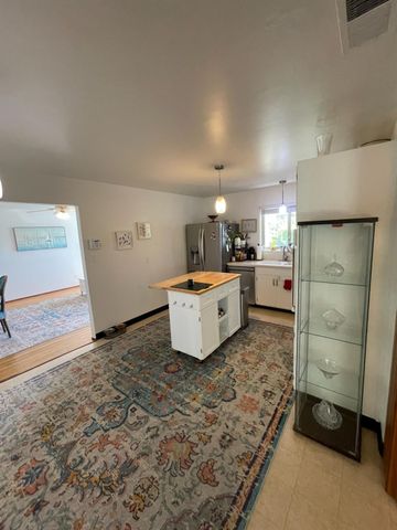 6401 Westbrook Dr, Citrus Heights, CA 95621